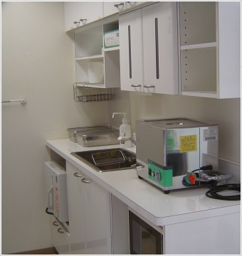 �ŋہE���ŃR�[�i�[